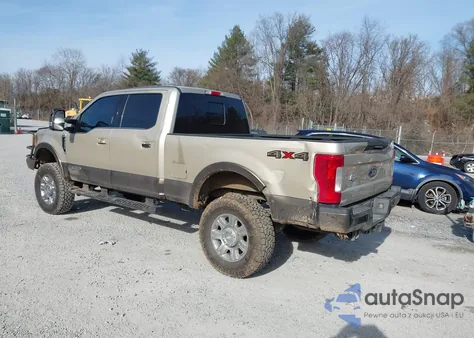 2017 Ford F-250 King Ranch z USA, uszkodzony, nr VIN 1FT7W2BT7HEE17517